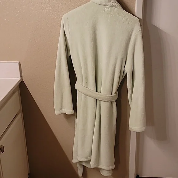 Womens Robe - Picture 4 of 4